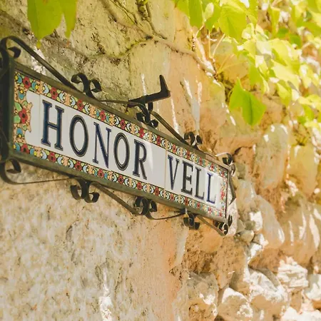 Honor Vell Bunyola
